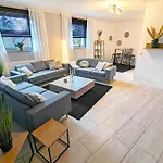 Апартаменты Glaner By Bestime - 5br Terrasse 2 Parkplaetze 10 Betten Waschtrockner Tischfussball Вильдесхаузен