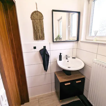 Daire Bestime - 5 Schlafzimmer, Wohnzimmer, Kueche, Waschtrockner, Terrasse, Smart-tvs, Netflix, Tischfussball *