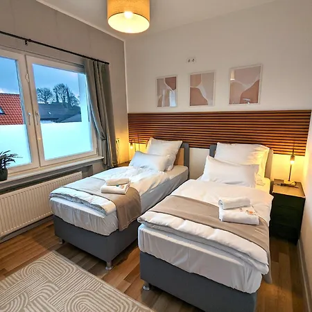 Daire Bestime - 5 Schlafzimmer, Wohnzimmer, Kueche, Waschtrockner, Terrasse, Smart-tvs, Netflix, Tischfussball