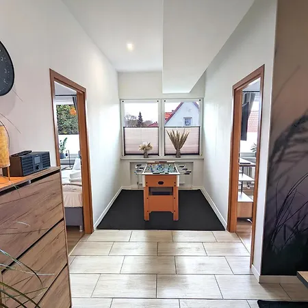 Bestime - 5 Schlafzimmer, Wohnzimmer, Kueche, Waschtrockner, Terrasse, Smart-tvs, Netflix, Tischfussball Daire *