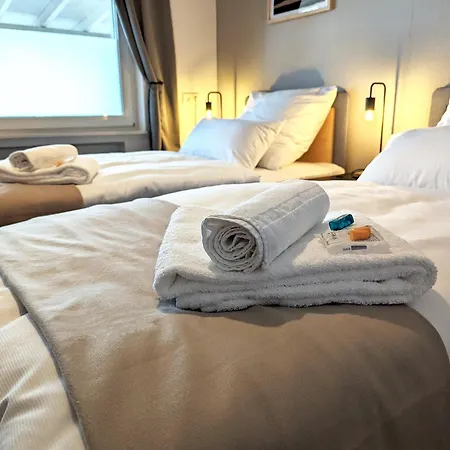 Bestime - 5 Schlafzimmer, Wohnzimmer, Kueche, Waschtrockner, Terrasse, Smart-tvs, Netflix, Tischfussball Wildeshausen