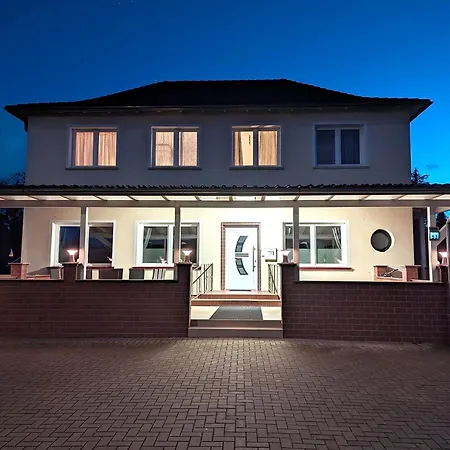 Daire Bestime - 5 Schlafzimmer, Wohnzimmer, Kueche, Waschtrockner, Terrasse, Smart-tvs, Netflix, Tischfussball