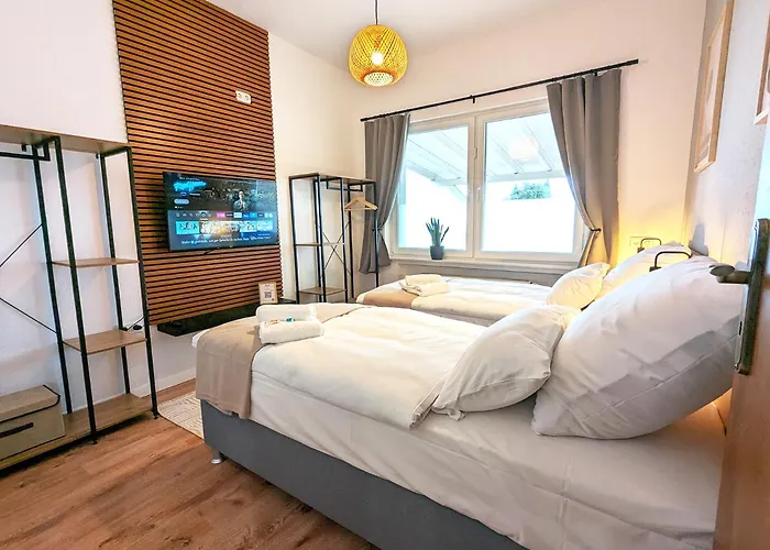 Διαμέρισμα Glaner By Bestime - 5br Terrasse 2 Parkplaetze 10 Betten Waschtrockner Tischfussball *